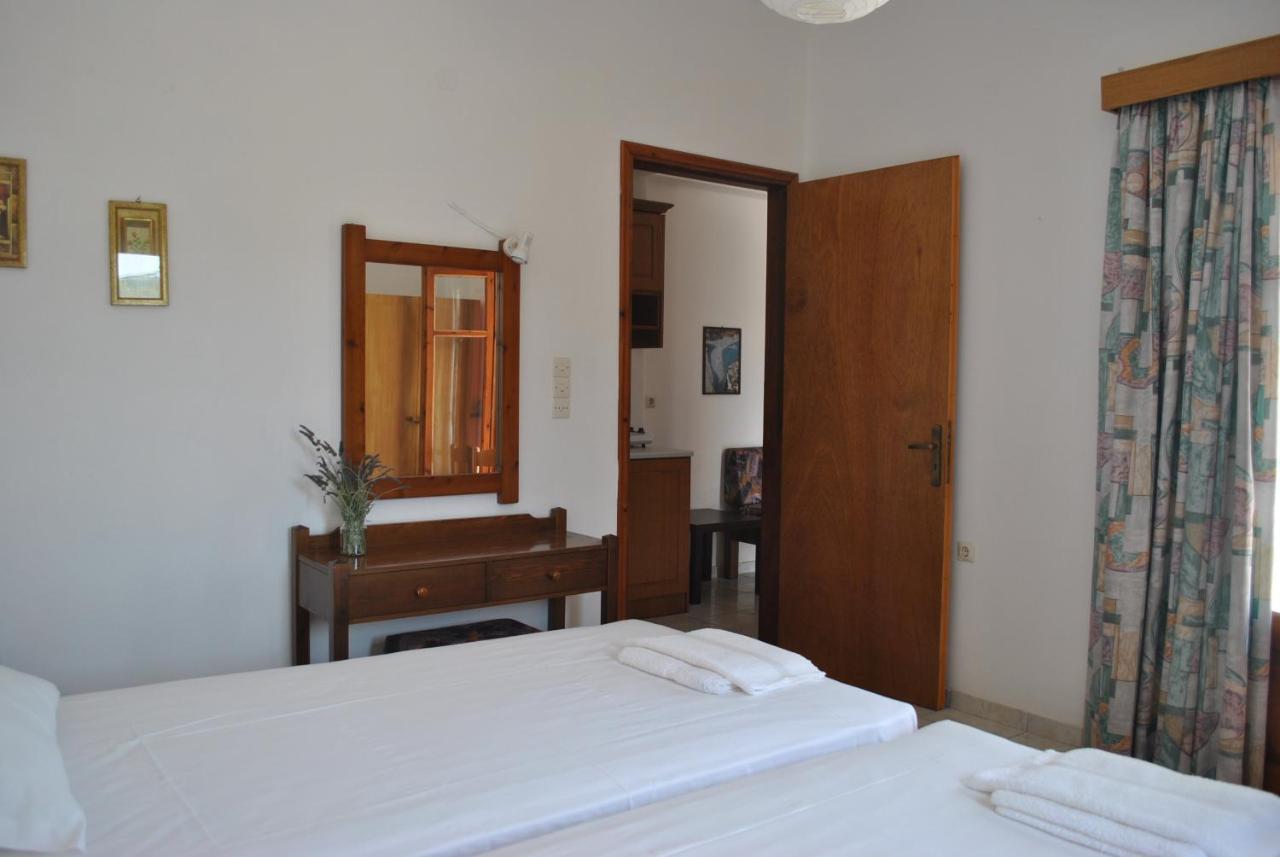 Antigoni Apartments 'Lavender Room' Милатос Екстериор снимка